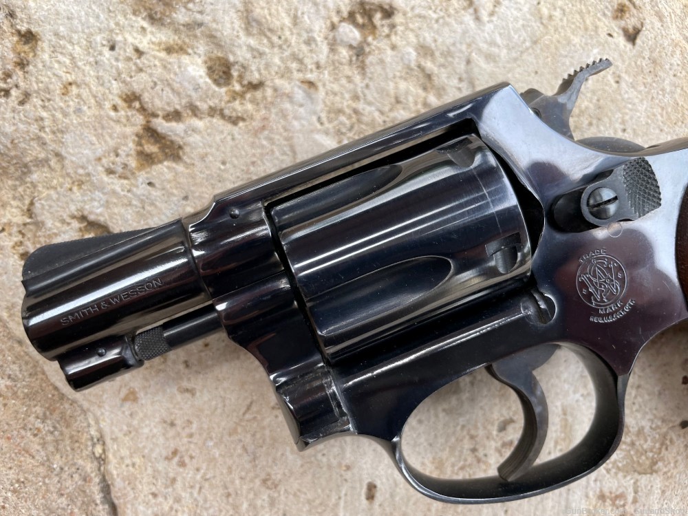 SMITH & WESSON 36 NO DASH 38 spl Revolver 1964-1967 mfg-img-3