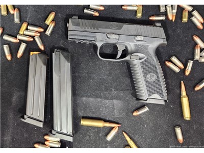 FN 509 9mm Pistol, Like New, Aggressive Grip, 3 Mags Included