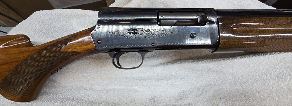 Browning Auto 5 Magnum 12 Gauge 69V-img-32