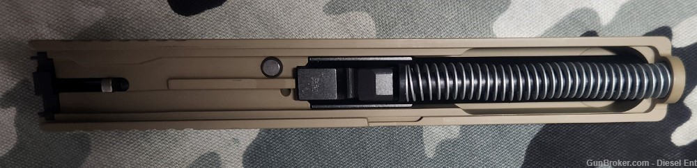 Glock G17 Gen 3 9MM  complete OEM FDE slide NEW-img-2