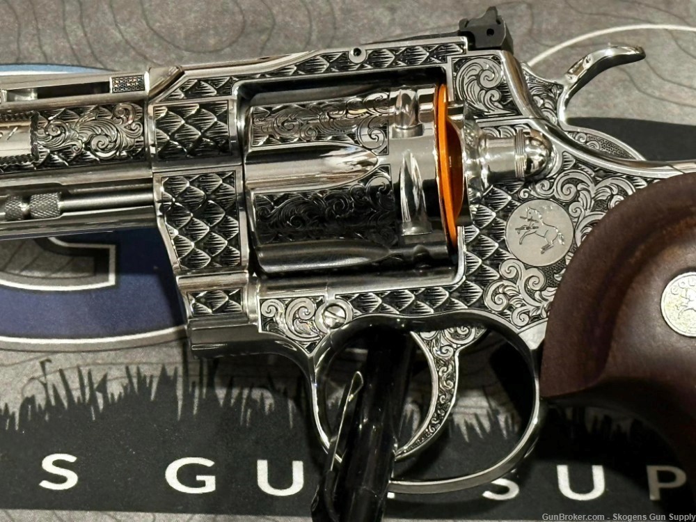Colt Python 4.25 Special Edition - Engraved -img-0