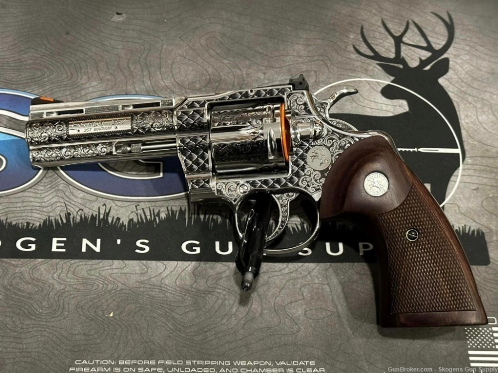 Colt Python 4.25 Special Edition - Engraved -img-4