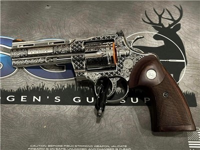 Colt Python 4.25 Special Edition - Engraved 