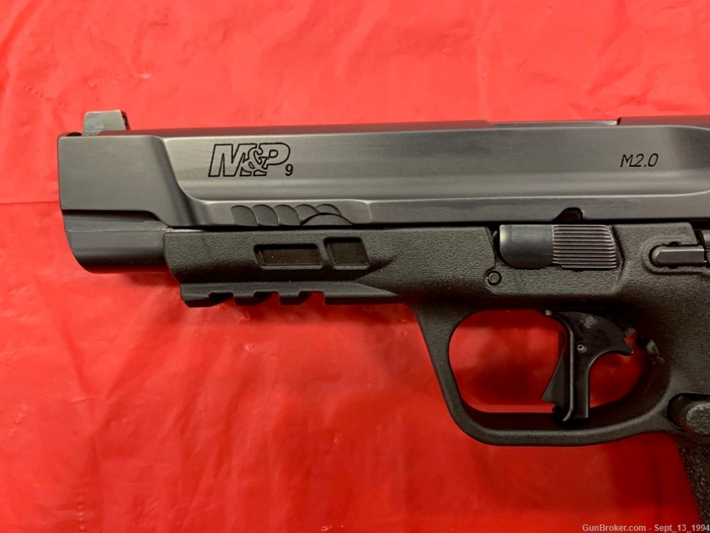 Smith & Wesson M&P9 M2.0 5.25" APEX trigger, Trijicon NS 9mm in BOX!-img-3