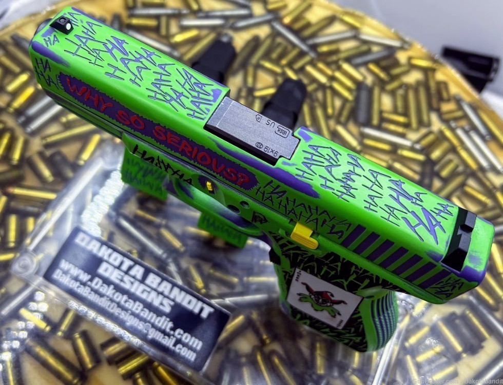  Glock 19 15rd Joker Battleworn Engraved and w/ Custom Case-img-3
