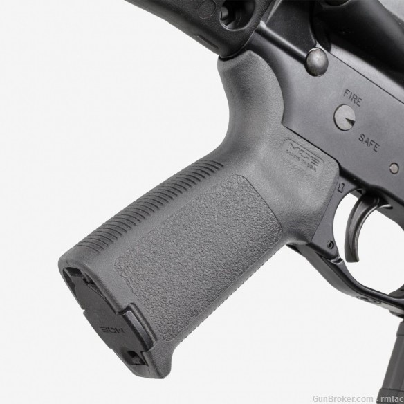 Authentic Magpul MAG415-GRY MOE Grip AR15/M4 Pistol Grip -Stealth Gray NEW-img-2