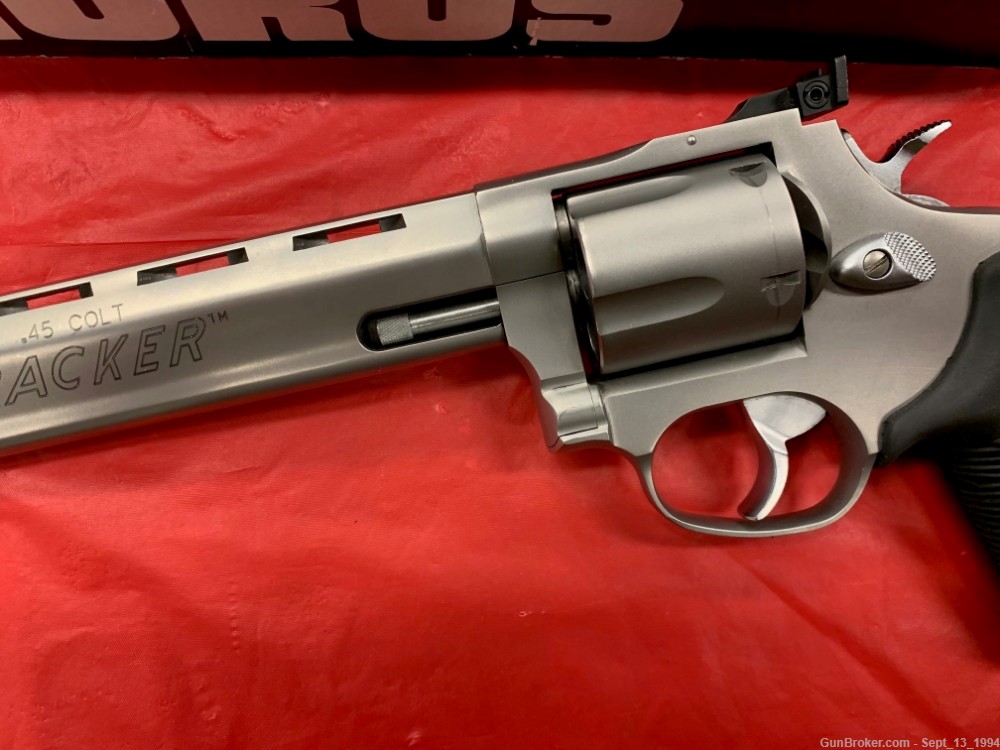 Taurus Tracker M604 ,45 Colt Stainless - In Box !-img-15