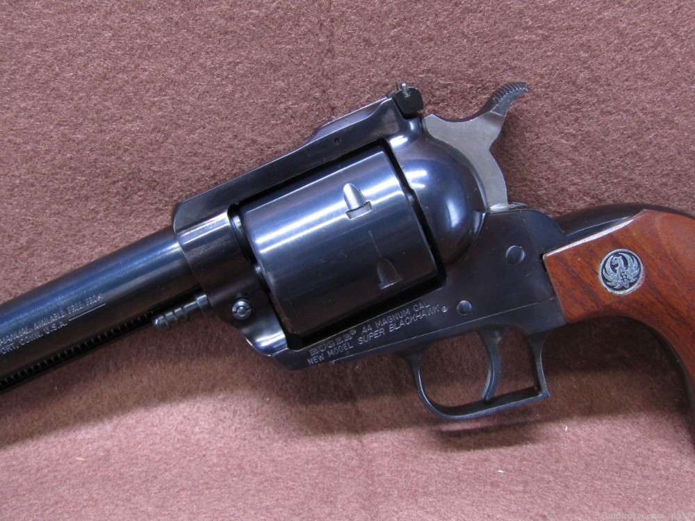 Ruger New Model Super Blackhawk 44 Mag 6 Shot Single Action Revolver 1975-img-10