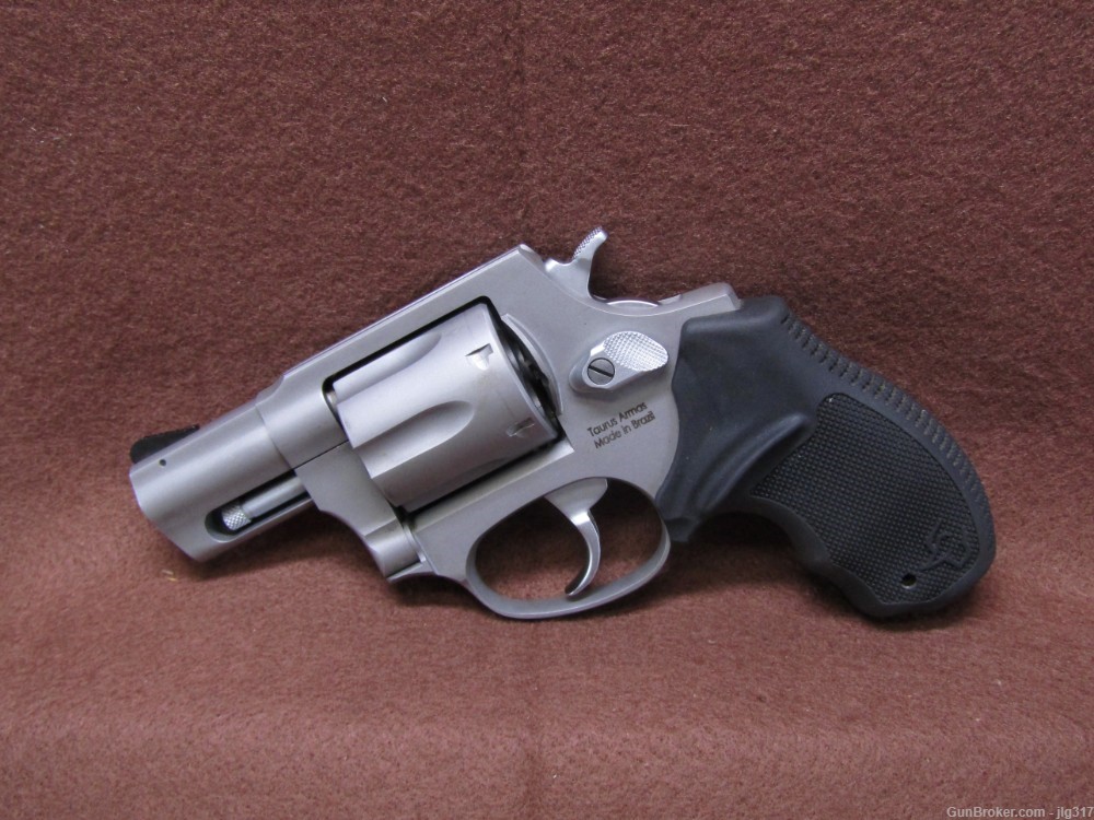 Taurus 856 38 SPL 6 Shot Double Action Revolver Like New-img-7