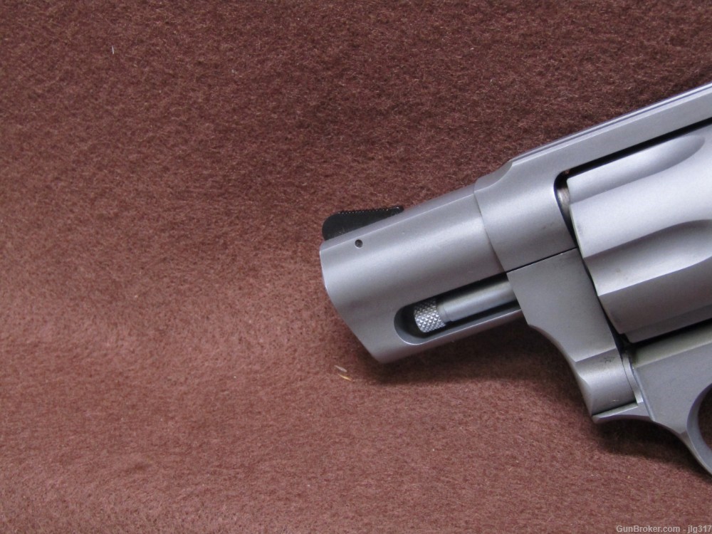 Taurus 856 38 SPL 6 Shot Double Action Revolver Like New-img-10