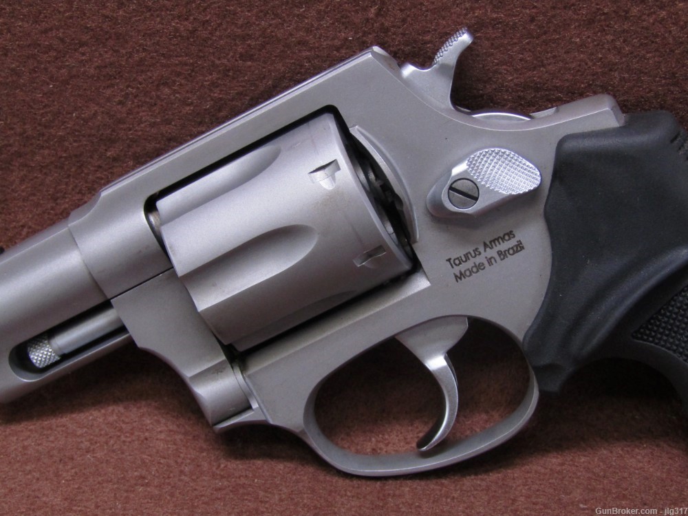 Taurus 856 38 SPL 6 Shot Double Action Revolver Like New-img-9