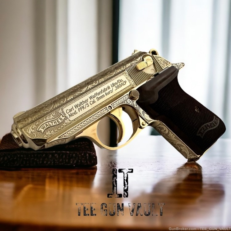 WALTHER PPK/S FULLY ENGRAVED AND 24K GOLD PLATED-img-1