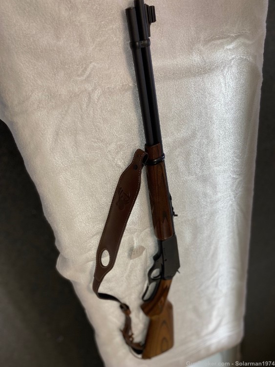 MARLIN 336W 30-30  LEVER ACTION 20”BARREL LIKE NEW-img-2