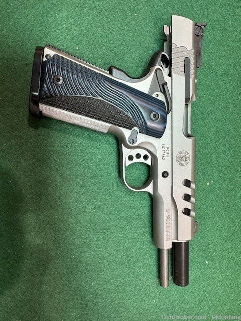 Smith and Wesson SW1911PC 45ACP-img-2