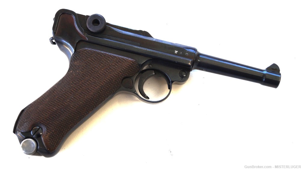 1937 S/42 MILITARY GERMAN LUGER WITH MATCHING # MAGAZINE-img-3