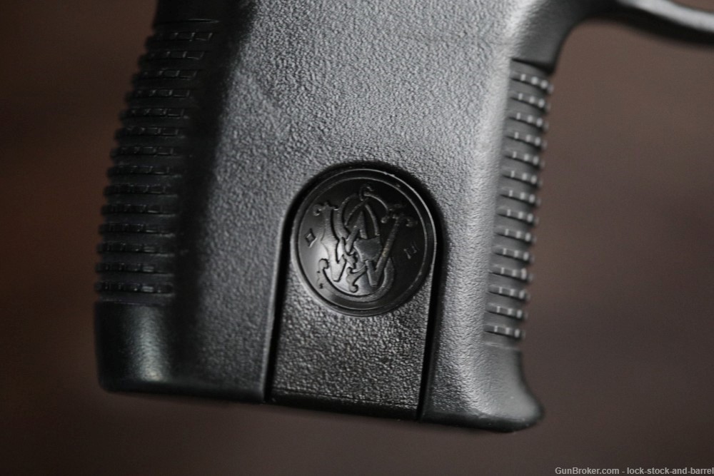 Smith & Wesson S&W Sigma SW380 .380 ACP 3” Semi Auto Pistol & Box, 1996-img-11