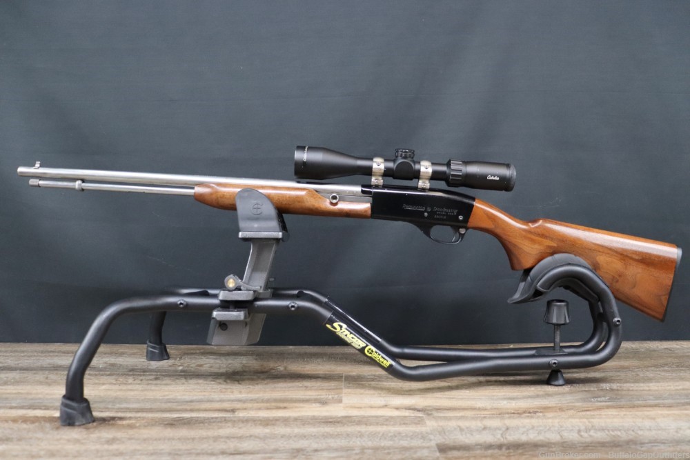 Remington 552 Speedmaster Semi Auto Rifle w/ Cabela's Scope-img-4