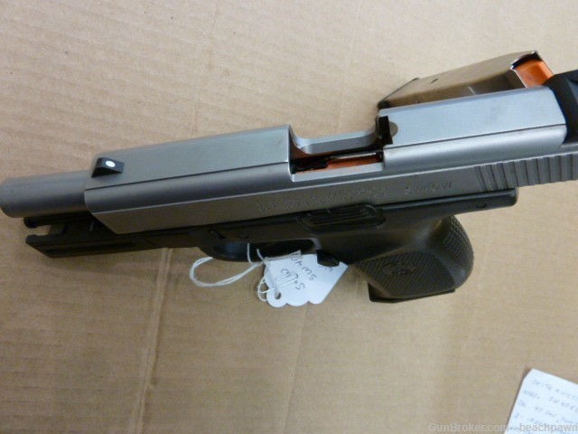 SMITH & WESSON SW40VE-img-2