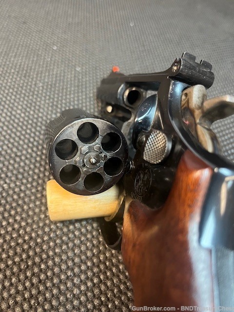 Smith Wesson 19-5 6 Shot Revolver-img-6
