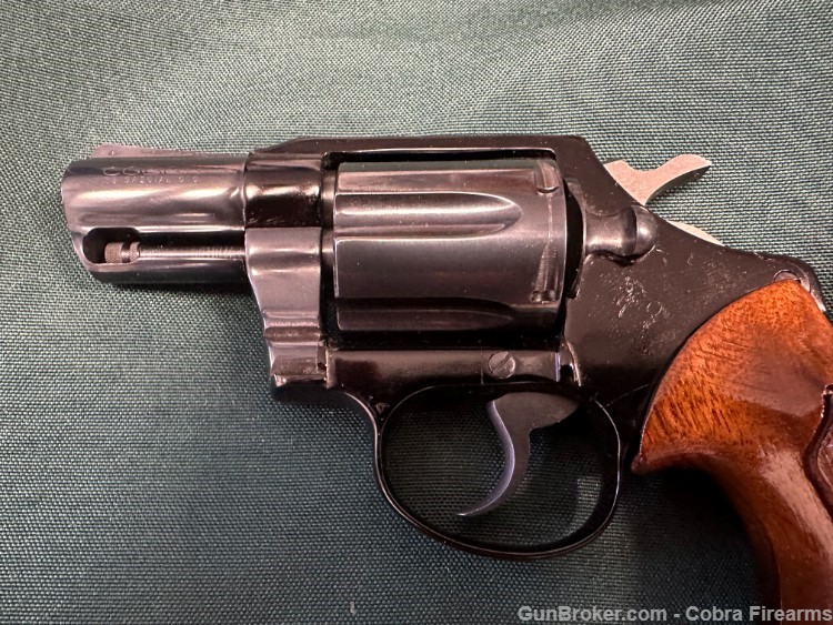 Colt Cobra 38 Revolver-img-6