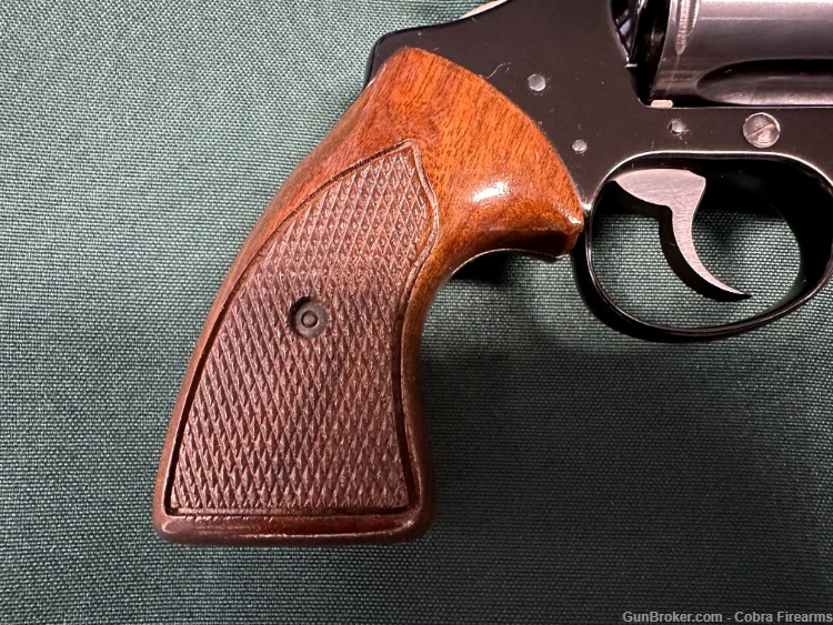 Colt Cobra 38 Revolver-img-0