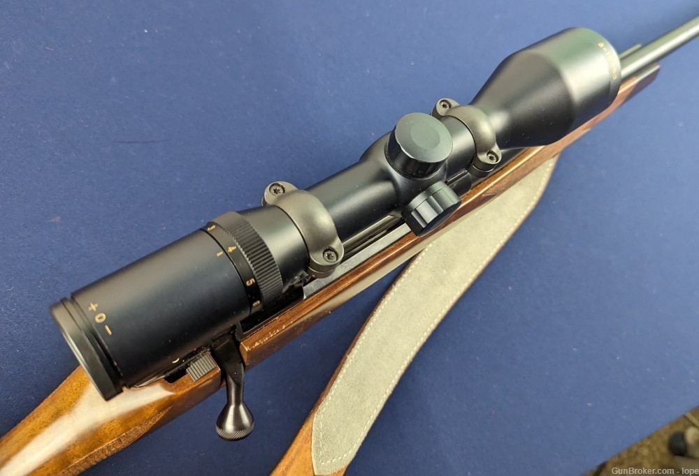 Beautiful Weatherby Vanguard .300 Mag Deluxe w/Scope and Custom Features-img-11
