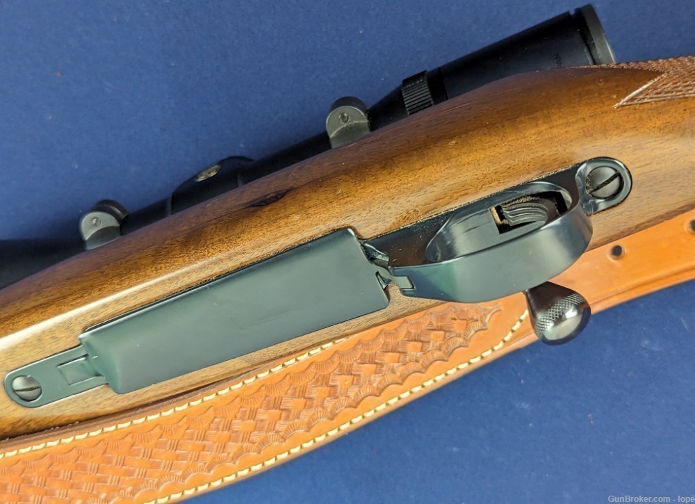 Beautiful Weatherby Vanguard .300 Mag Deluxe w/Scope and Custom Features-img-21