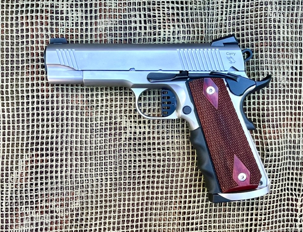 TISAS Colt 1911 Carry w/Night Sights,  ADJ Trigger, Magwell, EDC Holster + -img-2