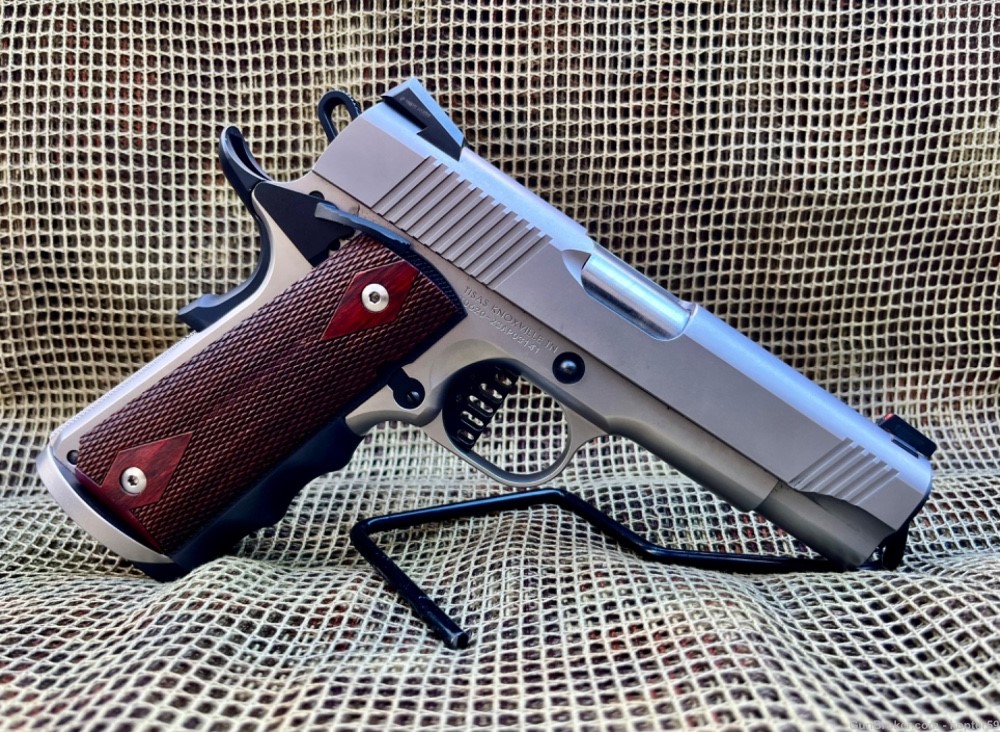 TISAS Colt 1911 Carry w/Night Sights,  ADJ Trigger, Magwell, EDC Holster + -img-25