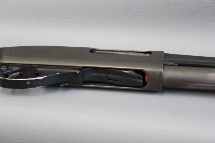 Remington 870 Police Magnum 12 GA 18" Item S-160-img-9