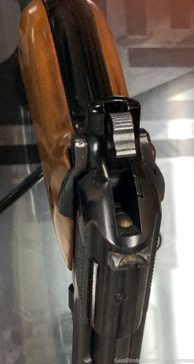 Beretta Model 84 .380 Semi-Auto Pistol-img-8