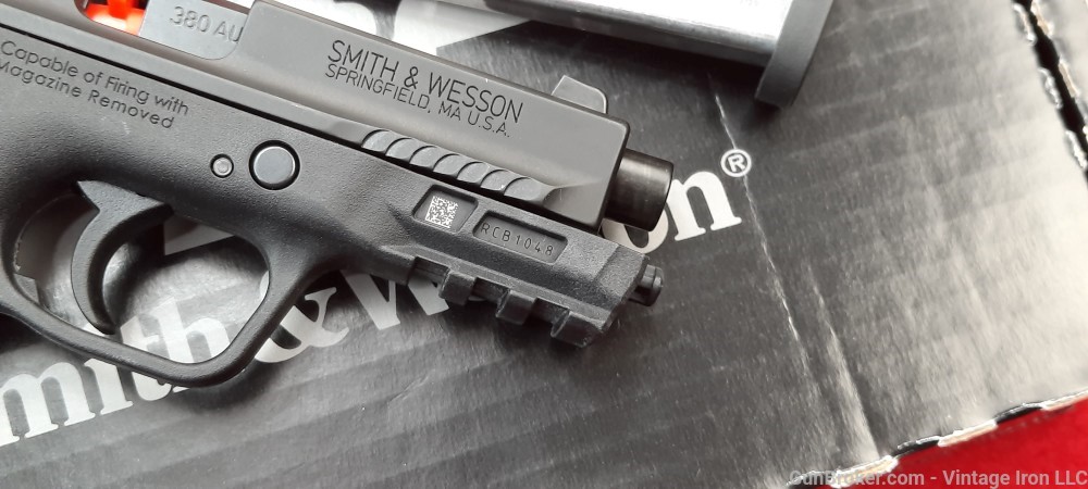 Smith and Wesson M&P 380 Shield EZ,M2.0 .380 ACP NIB! NR-img-19