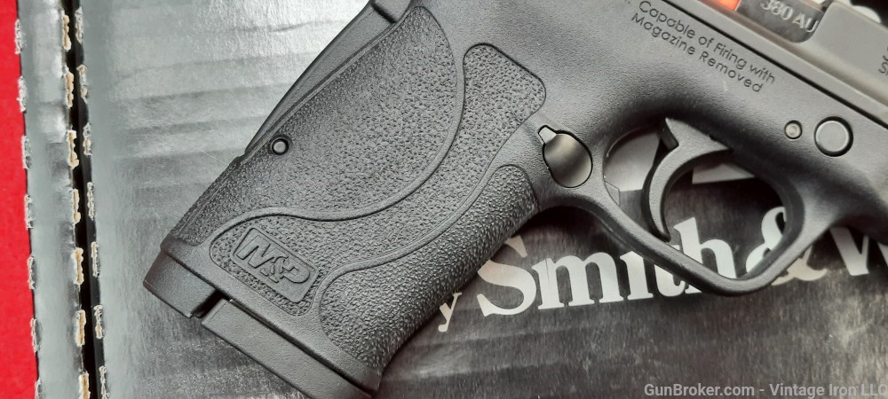 Smith and Wesson M&P 380 Shield EZ,M2.0 .380 ACP NIB! NR-img-22