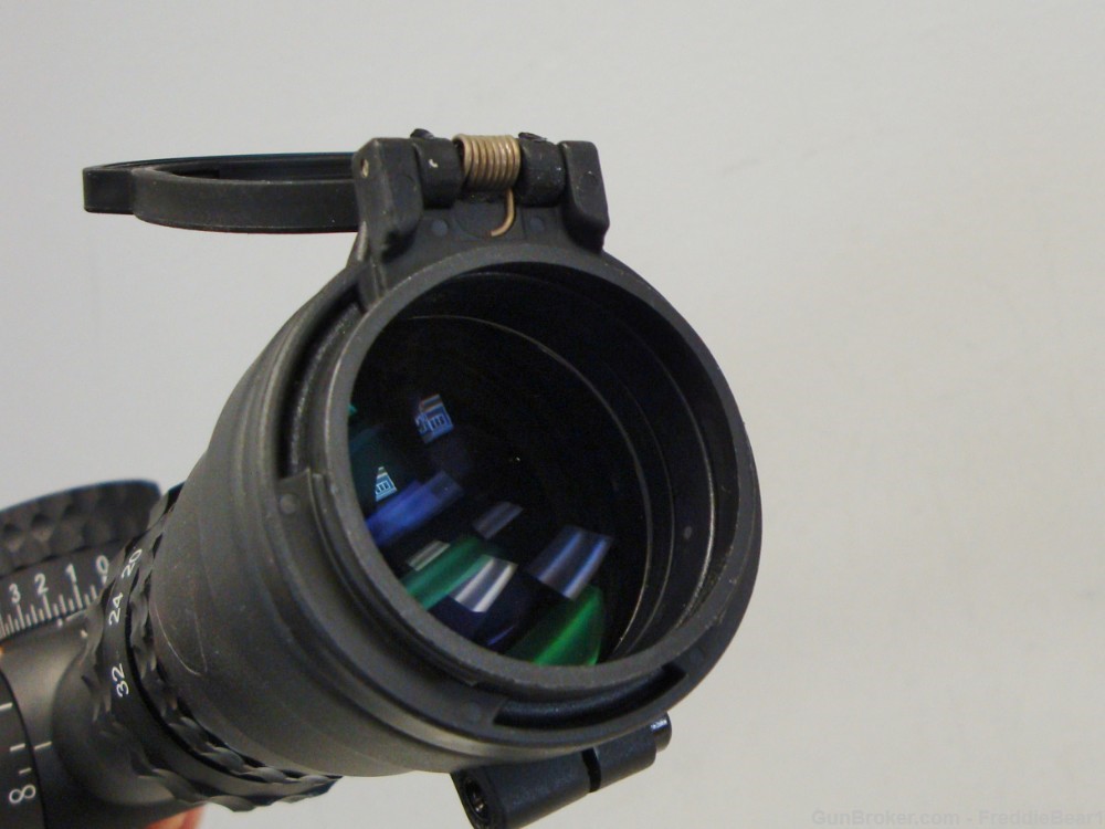 Nightforce NX8 4-32x50mm F1 Riflescope NEW IN BOX!-img-10