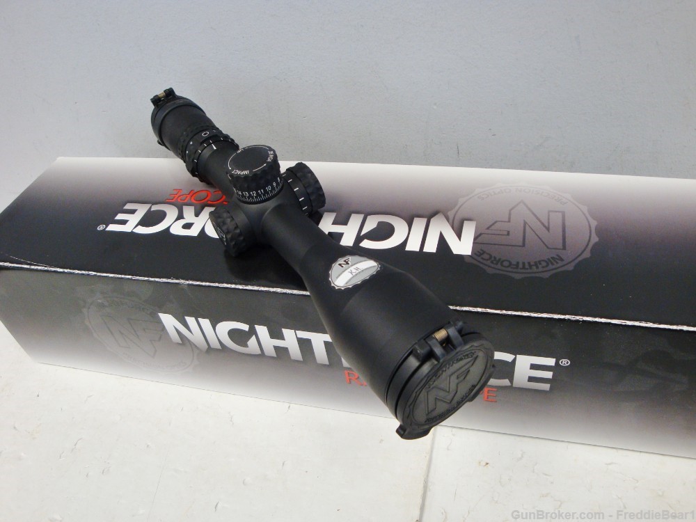 Nightforce NX8 4-32x50mm F1 Riflescope NEW IN BOX!-img-0