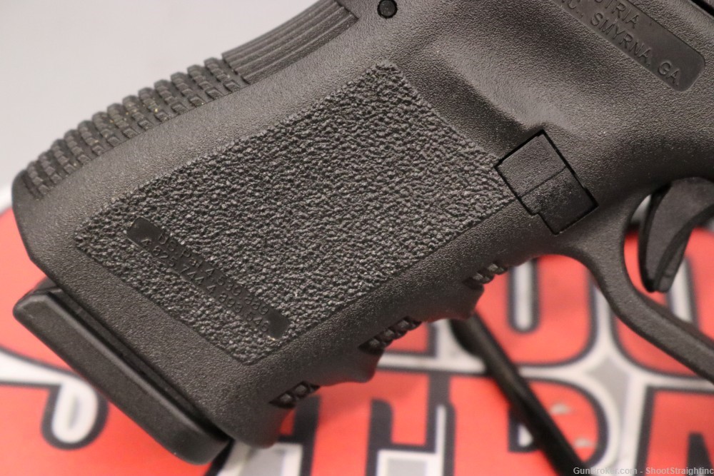 Glock G19 Gen3 9mm 4.02" w/ Case -img-8