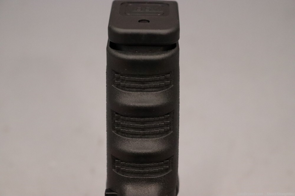 Glock G19 Gen3 9mm 4.02" w/ Case -img-16