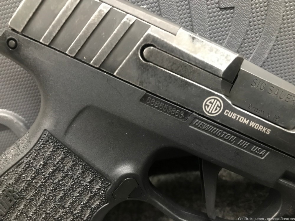 Sig Sauer P365 XL Spectre 9MM Two Mags Box-img-4