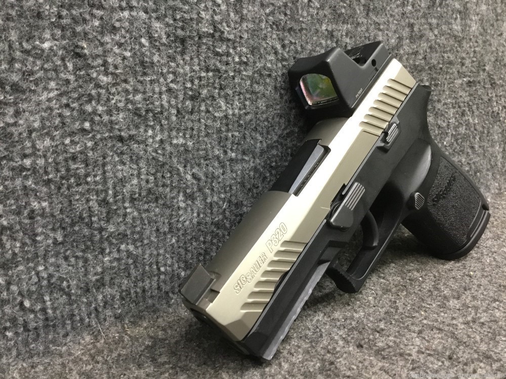 Sig Sauer 9mm Box Trijicon RMR Two Mags 9 mm -img-6