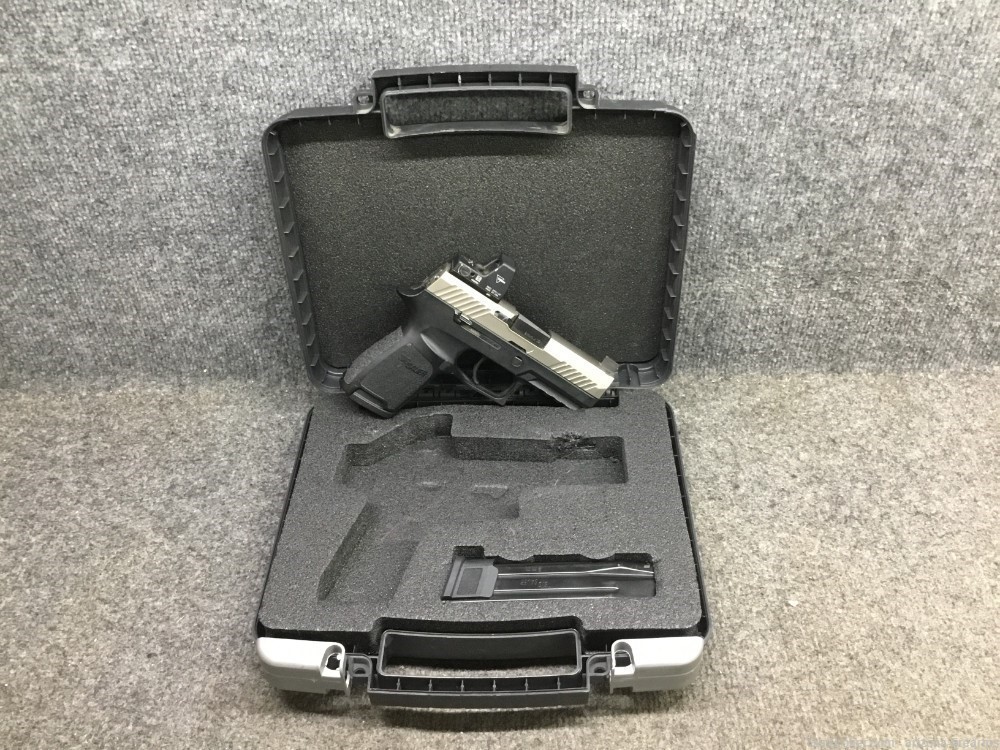 Sig Sauer 9mm Box Trijicon RMR Two Mags 9 mm -img-1
