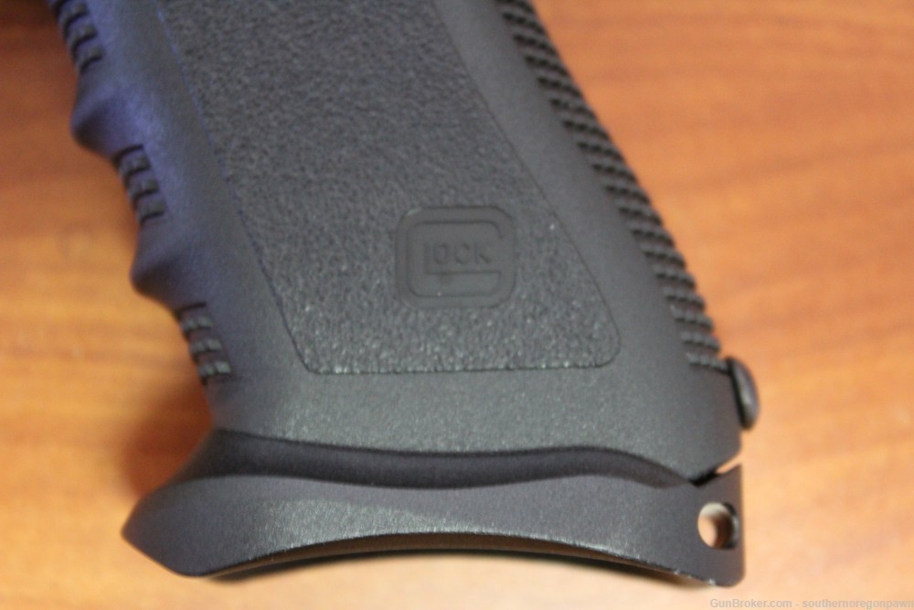 Glock 17 Gen 3 W/ Zev Socom Slide Dimpled Threaded Barrel Magwell 9mm-img-12