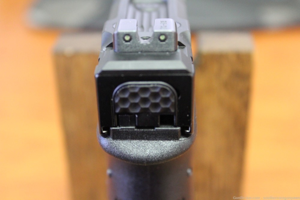 Glock 17 Gen 3 W/ Zev Socom Slide Dimpled Threaded Barrel Magwell 9mm-img-16