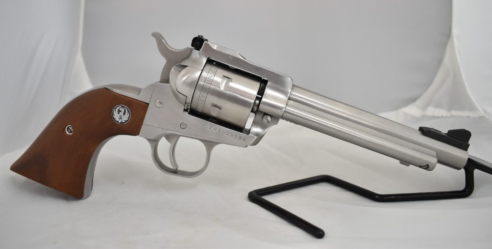 Ruger Single Six .22 LR 22 Magnum Convertible 1989 Stainless 5.5” Estate-img-4