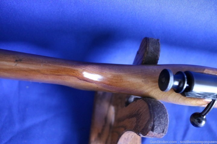 Sringfield Savage Stevens 120 rifle bolt in excellent condition -img-8