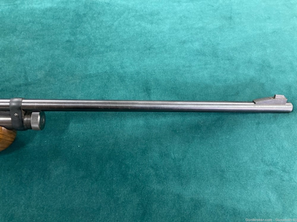 Crosman 180 .22cal pellet rifle with box and manual.-img-10
