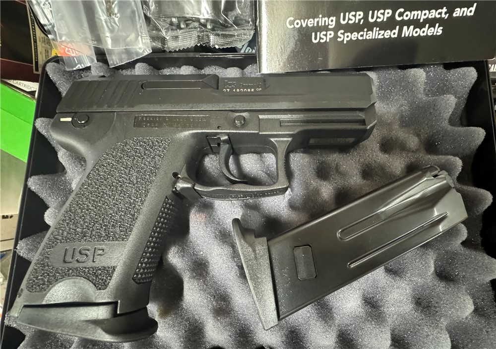 Heckler Koch USP Compact V1 9mm Pistol 709031-A5 9 MM NIB DA/SA W/SAFETY-img-2