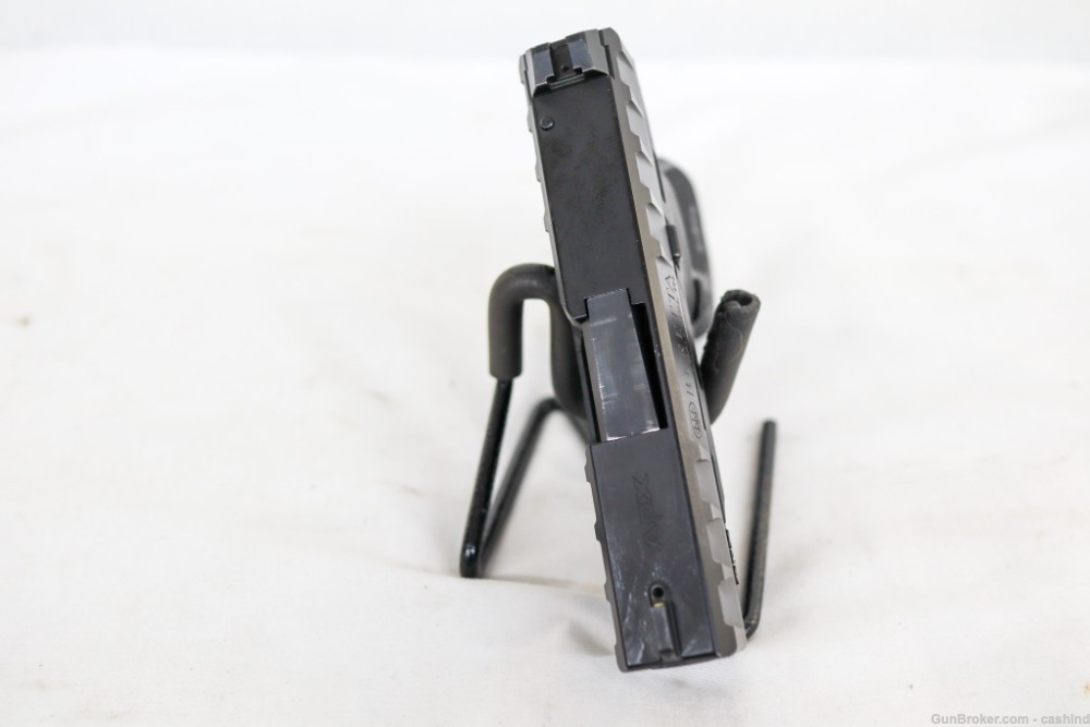 Beretta Model APX Carry 9mm 3.07” S.Auto Pistol – Black Polymer Grips -img-3