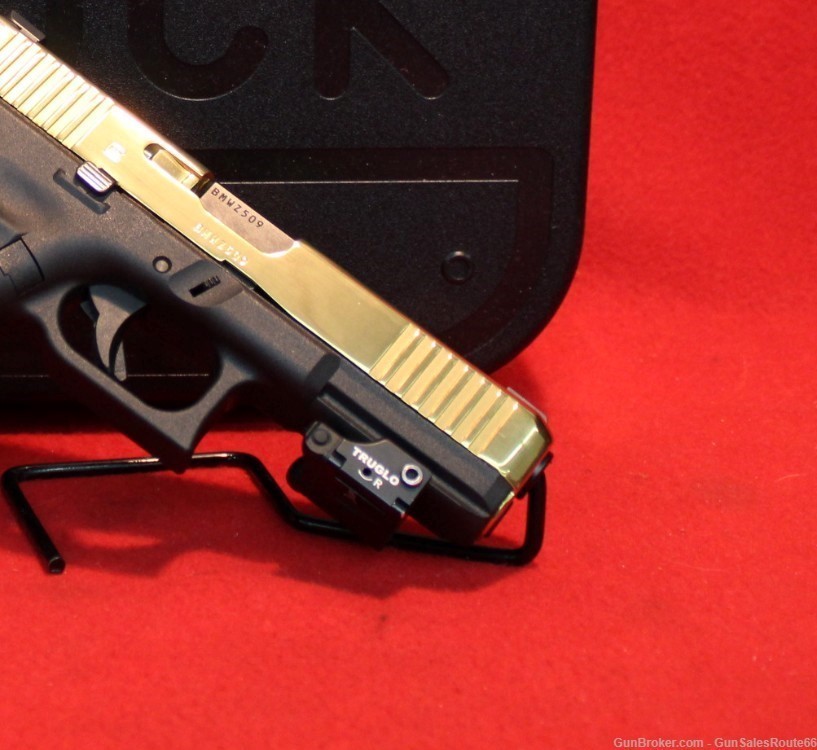 Glock 17  Gen5 9mm Semi Auto Gold Finish-img-2