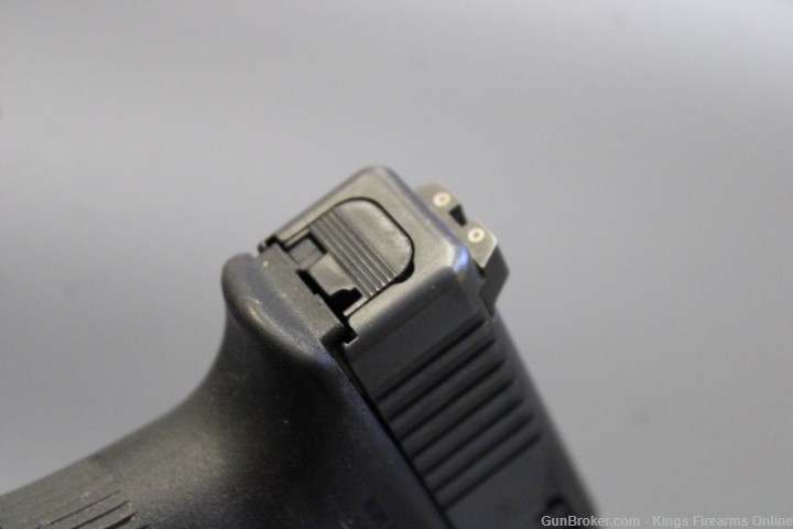 Glock 22 Gen 4 .40 S&W P-529-img-4