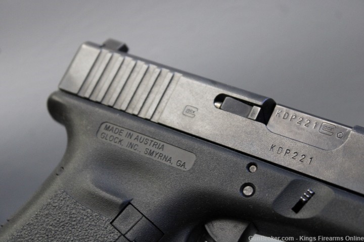 Glock 22 Gen 3 .40 S&W Item P-528-img-8